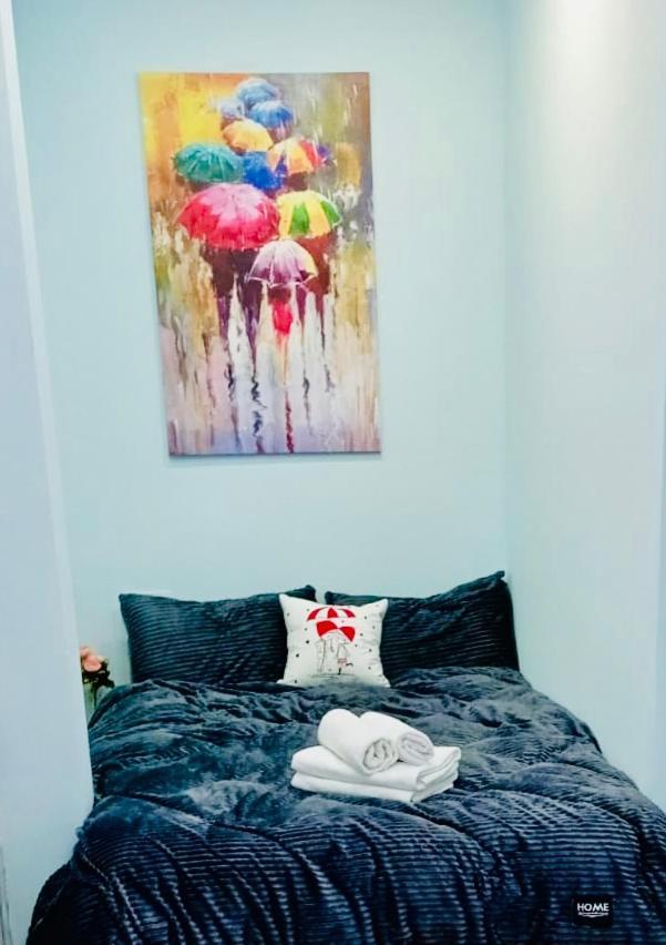 Like Home Hostel Na Shevchenko, 162Б Алматы Экстерьер фото